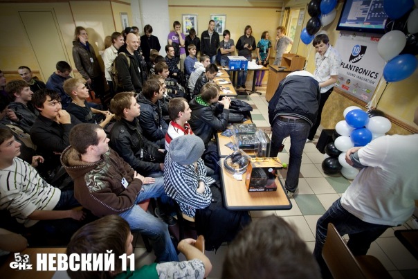 Конкурсы width=
