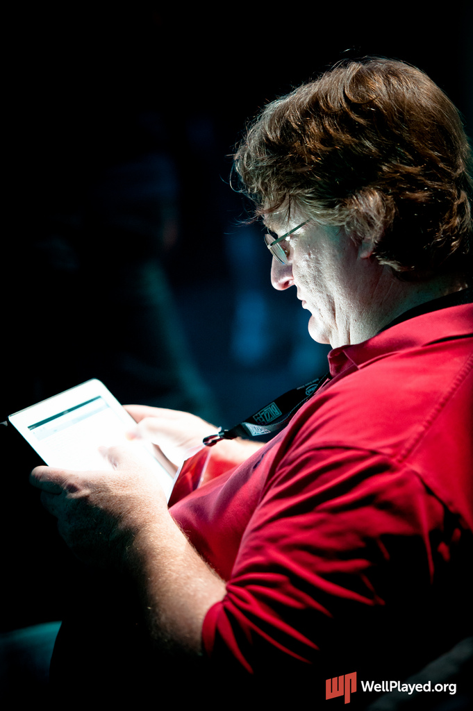 Гейб Ньюэлл Гейб Ньюэлл на BlizzCon 2011
