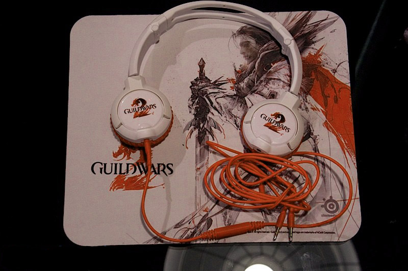 Наушники SteelSeries Guild Wars 2 width=