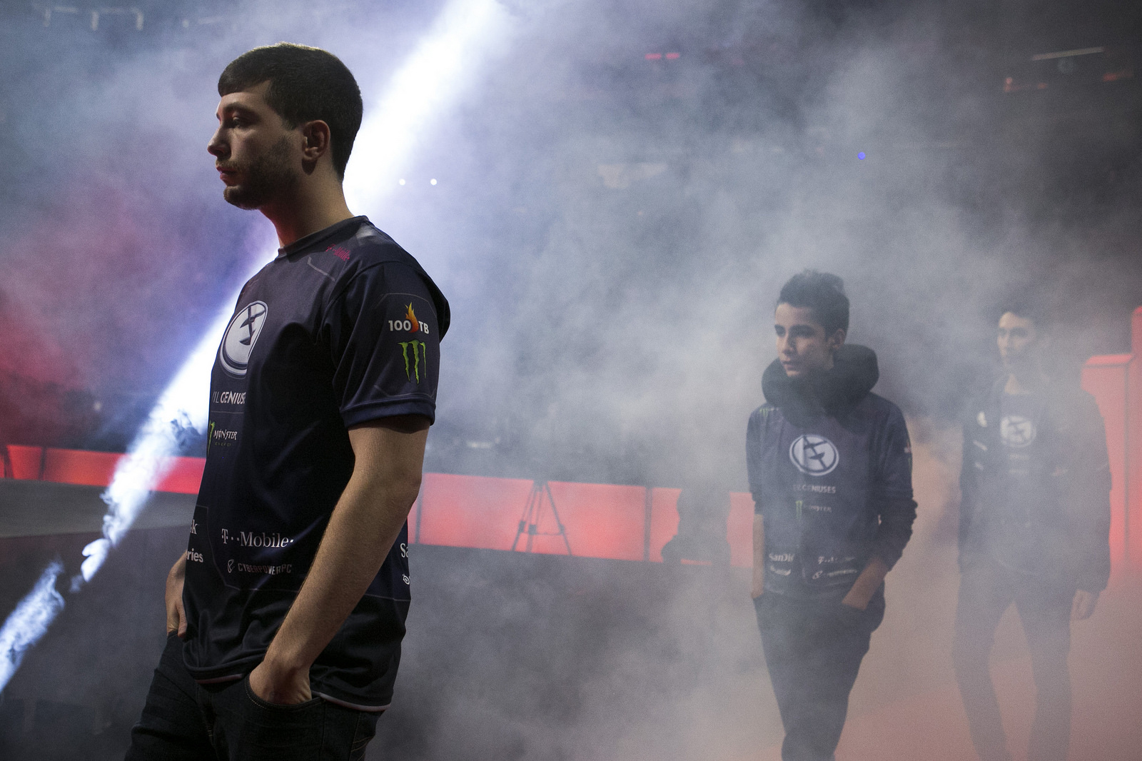 Чемпион TI 2015 EG.Fear скоро должен как минимум уйти в отпуск.