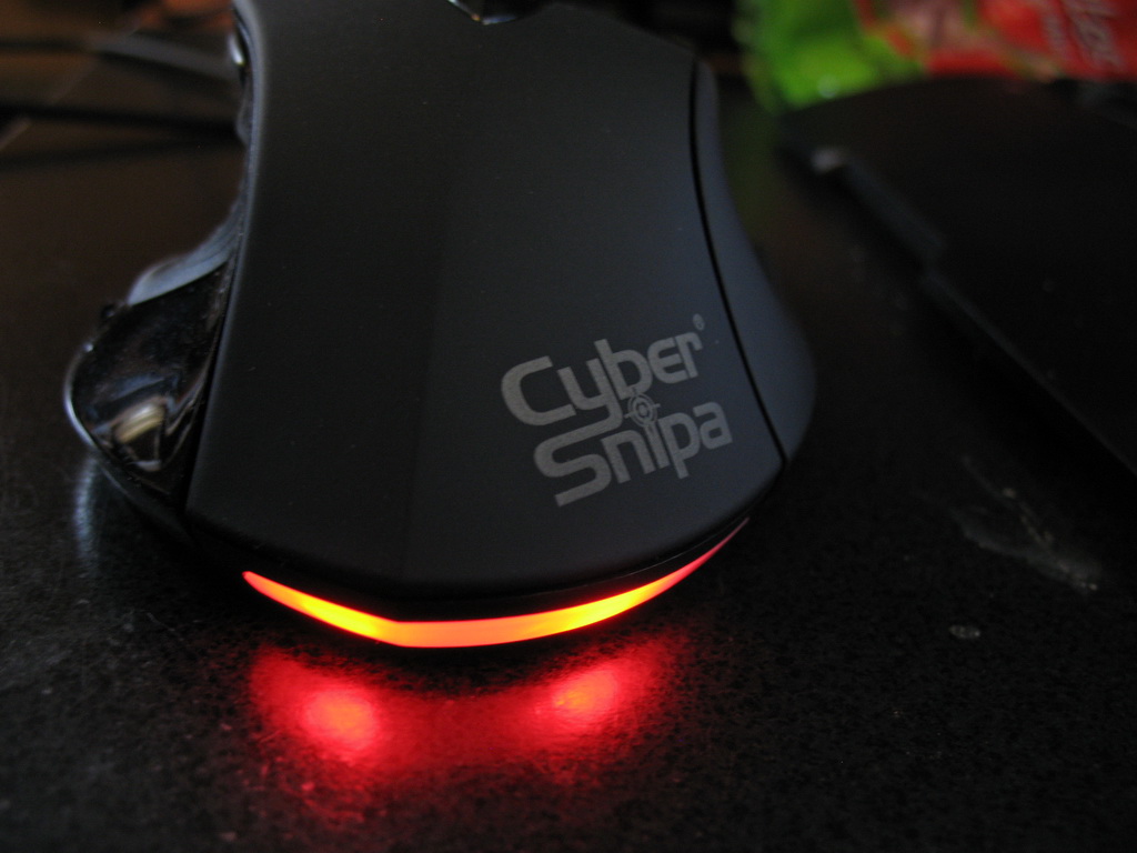 Cyber Snipa Silencer значительно превосходит Cyber Snipa Silencer значительно превосходит по функциям и удобству