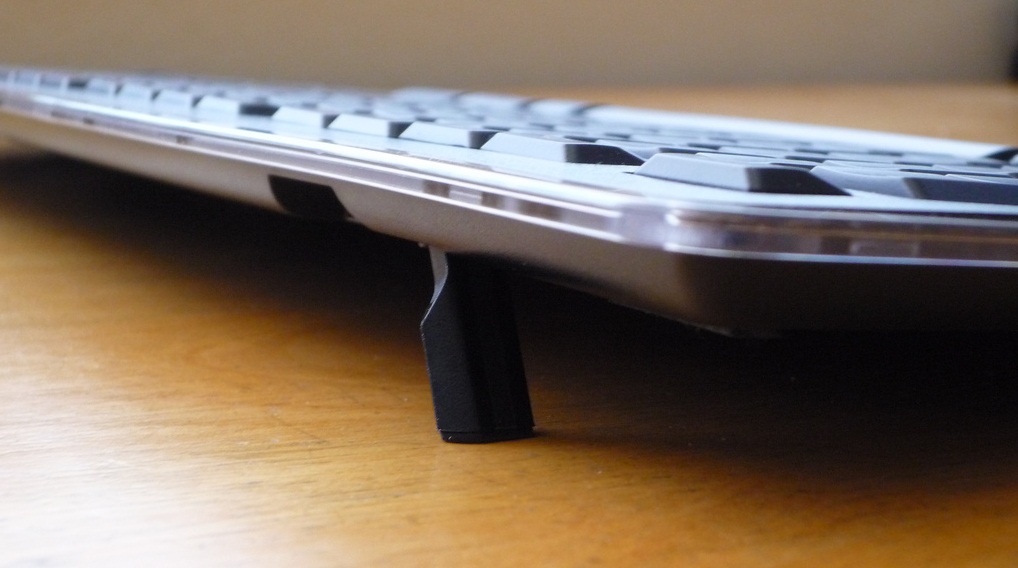 Logitech Illuminated Keyboard ножки клавиатуры