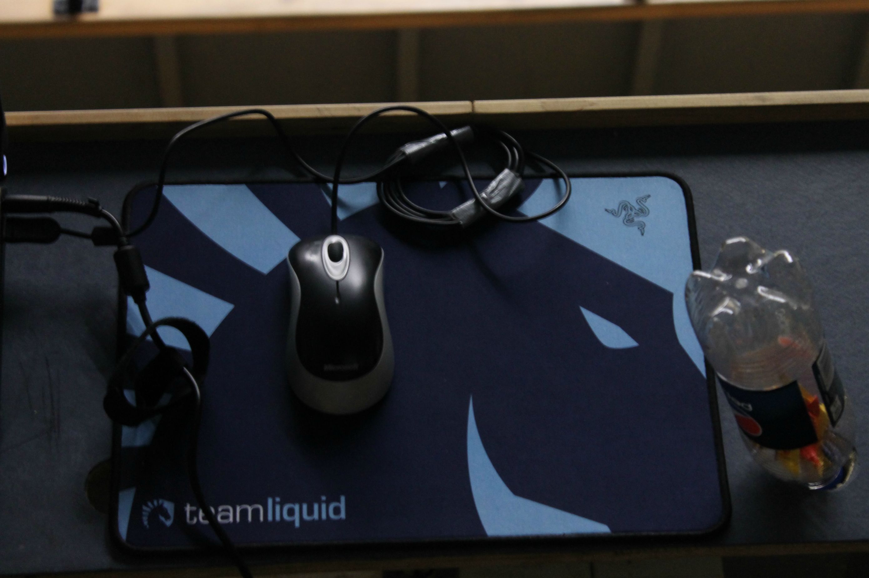 Коврик Razer Team Liquid Коврик для мыши от Razer и Team Liquid