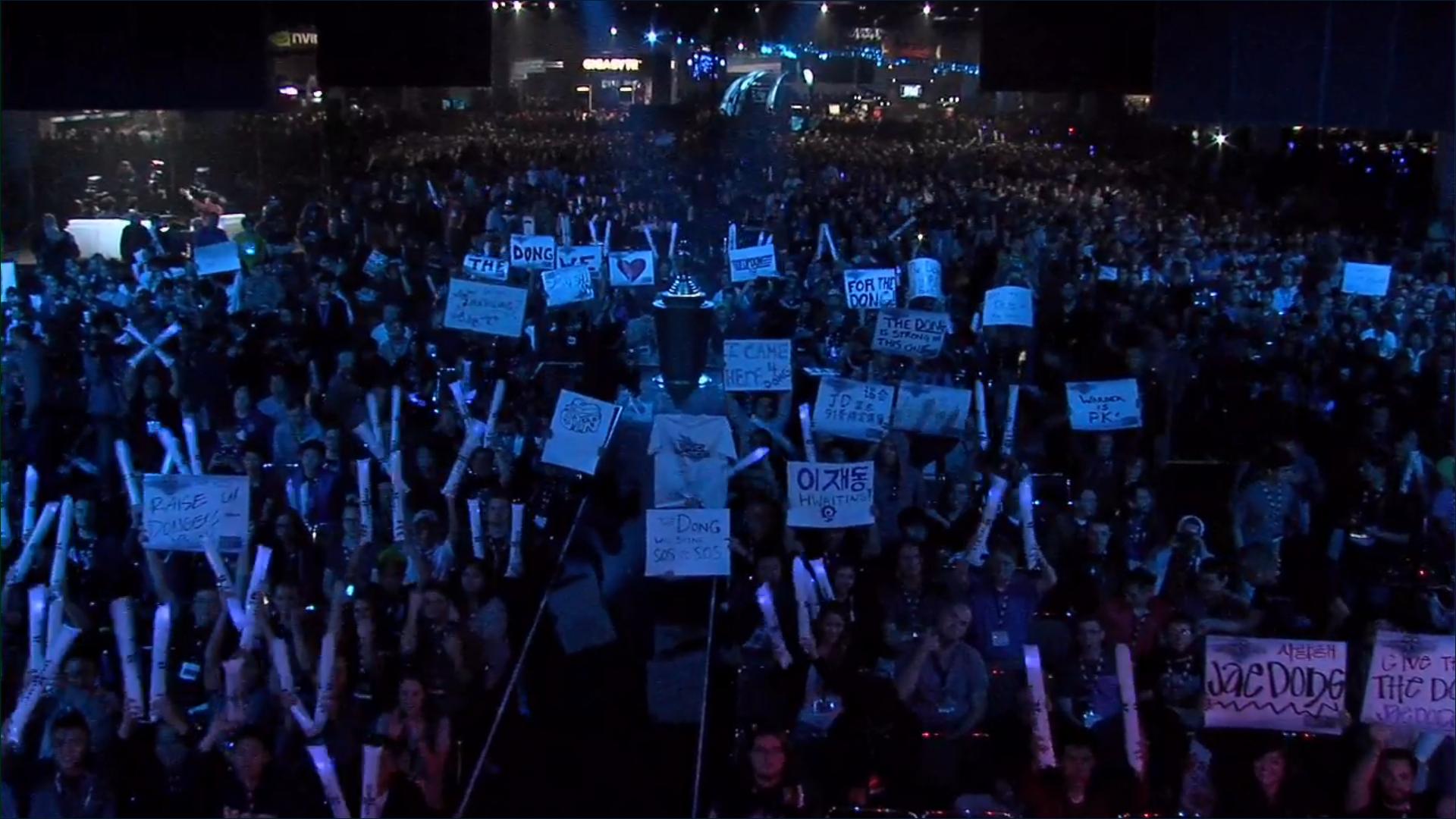 болельщики на финале wcs 2013